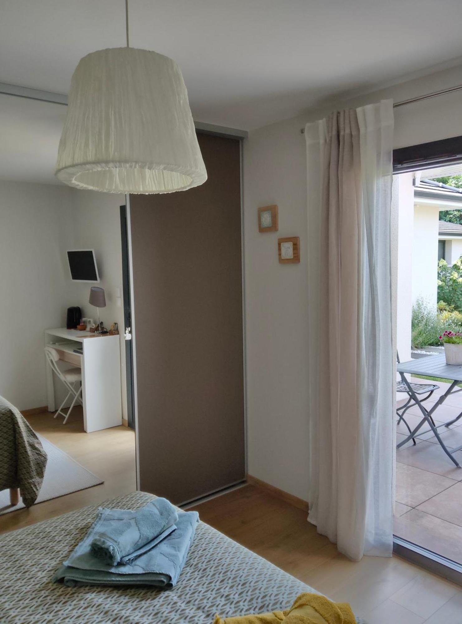 Du Cote De Chez Paule, Chambre Avec Entree Independante Et Salle D'Eau Privative Semeac Luaran gambar